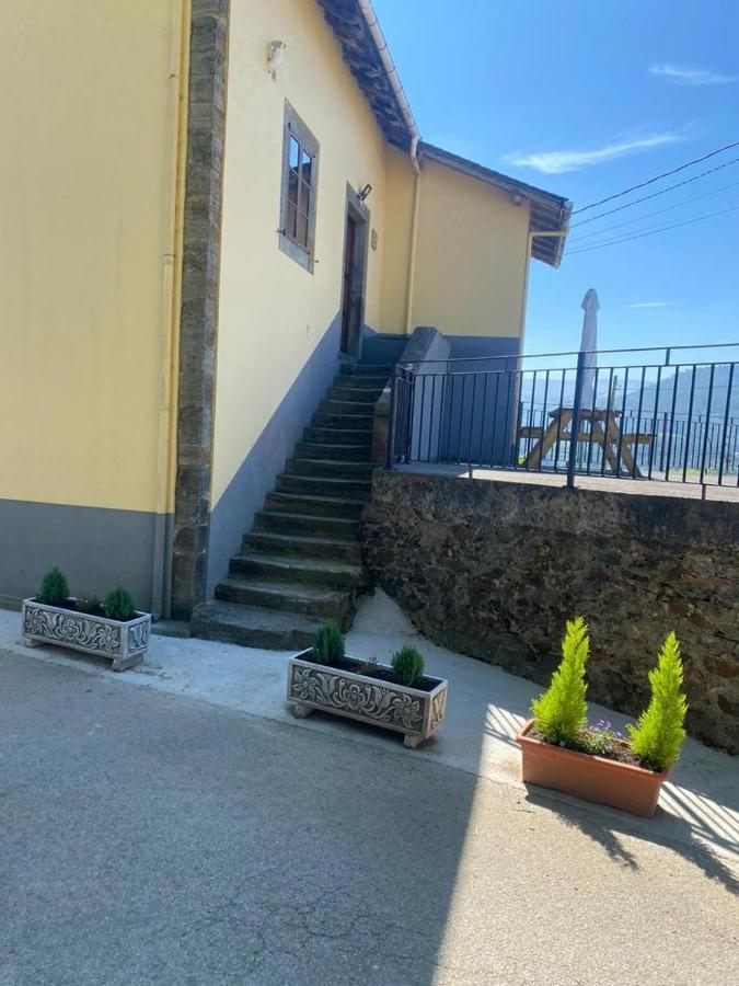Casa Ezequiel Villa Trevías Eksteriør bilde