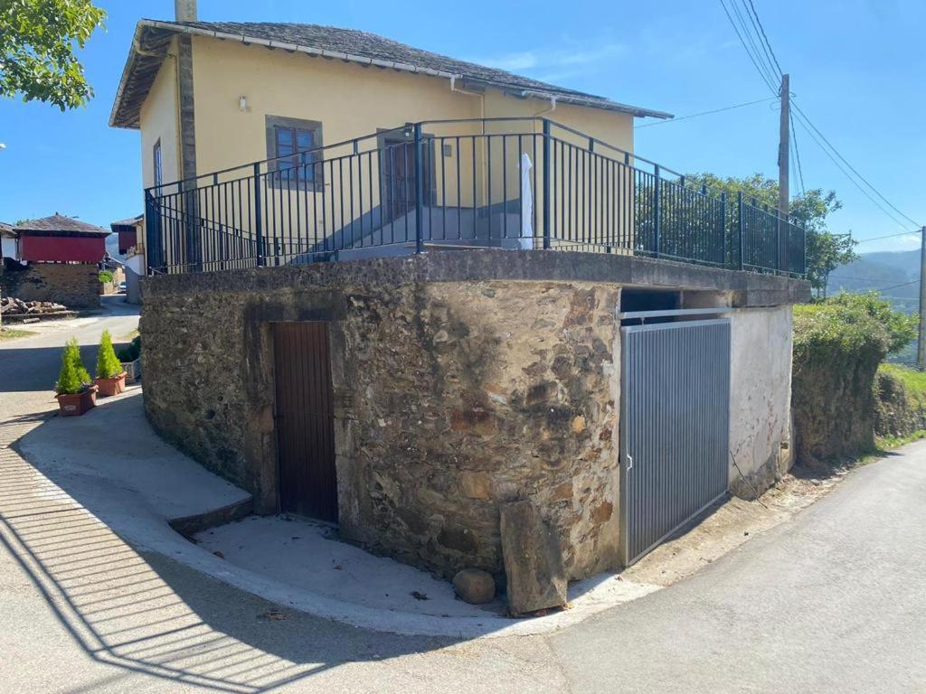 Casa Ezequiel Villa Trevías Eksteriør bilde